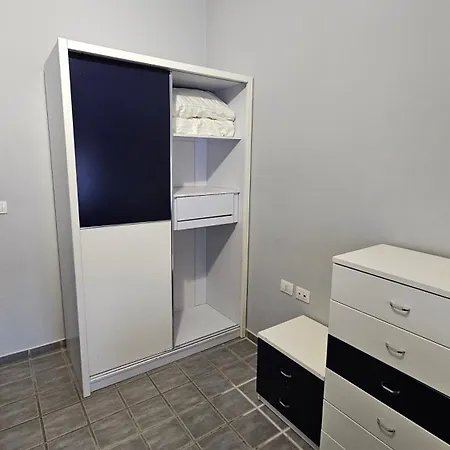 Mani's Family Apartment Tirana
